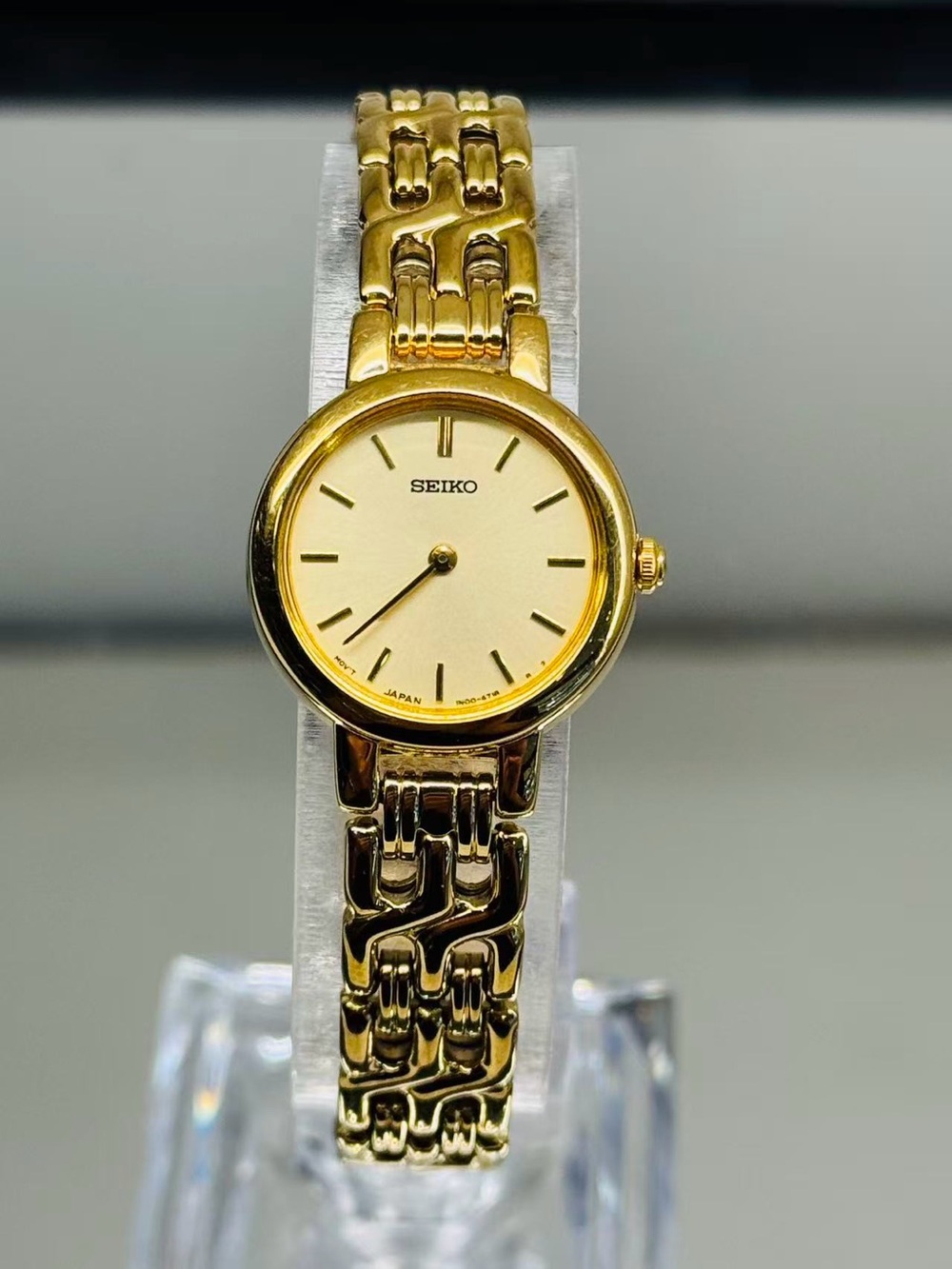 Vintage Seiko Women’s Quartz Watch Gold Tone 20mm Japan New Battery Runs